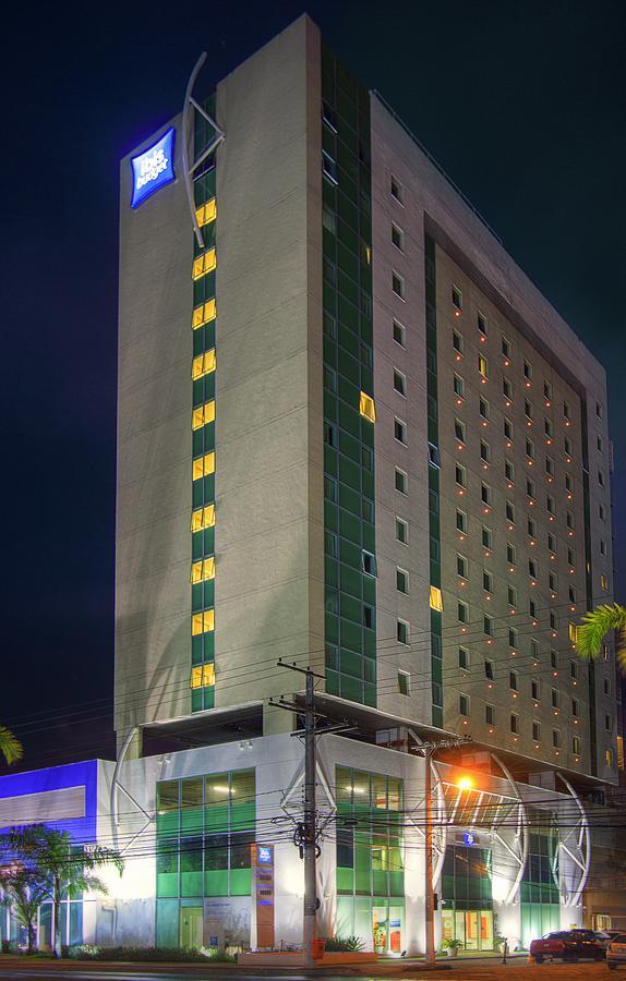 Ibis Budget 2*