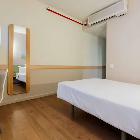 Ibis Budget Vitoria Exterior photo